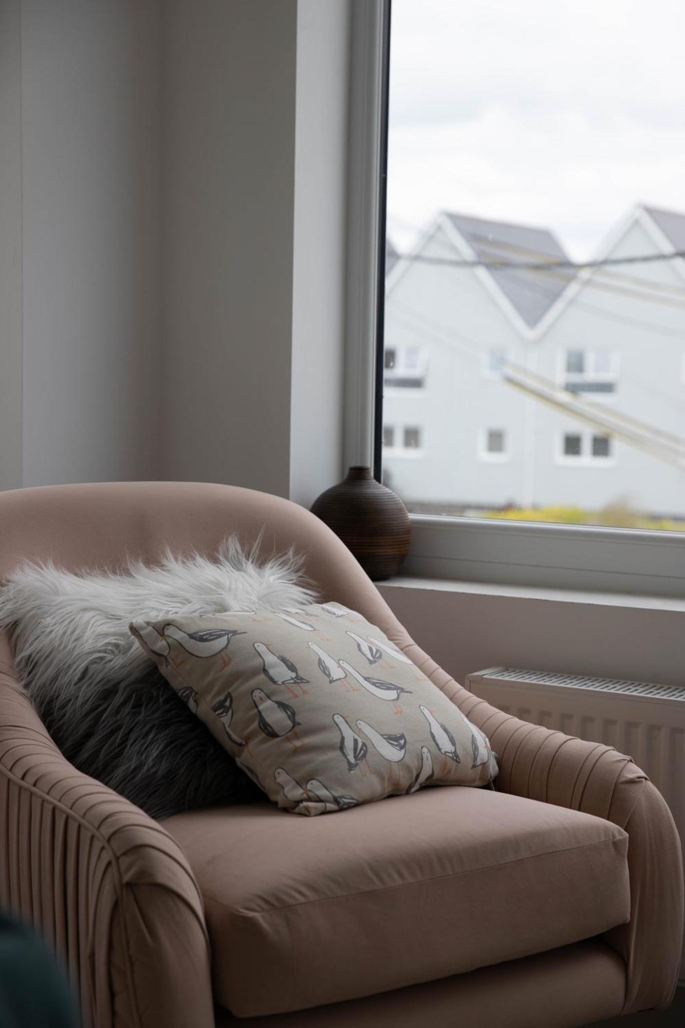 Stunning 2 Bed Apartment With Sea Views Littlestone-on-Sea Екстериор снимка